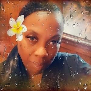 Meet your Posher, Marie